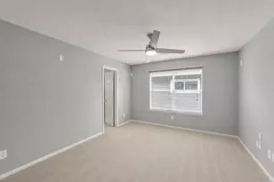 22 E New Avery Pl, Spring, TX 77382 - Photo 35