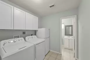 22 E New Avery Pl, Spring, TX 77382 - Photo 43