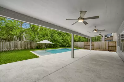 22 E New Avery Place, Spring, TX 77382 - Photo 17