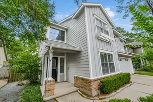 22 E New Avery Pl, Spring, TX 77382 - Photo 3