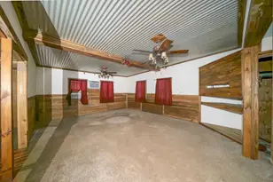 209 River Rd, Angleton, TX 77515 - Photo 3