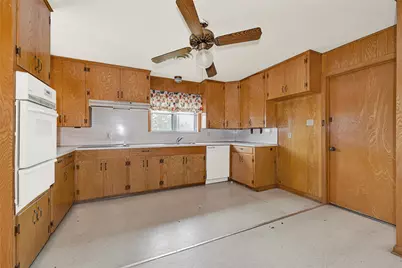 1111 Edgewood Drive, Richmond, TX 77406 - Photo 11