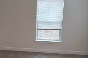 1526 E 32nd 1/2 St, Houston, TX 77022 - Photo 17