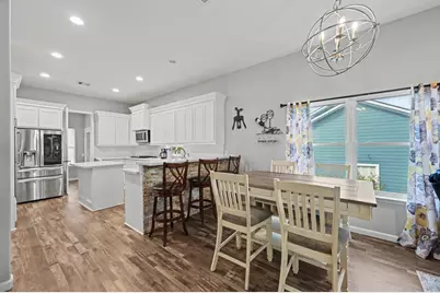 915 N Hunting Tower Run, Conroe, TX 77316 - Photo 7