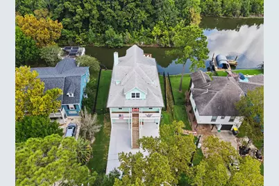 915 N Hunting Tower Run, Conroe, TX 77316 - Photo 47