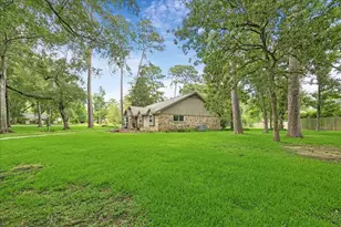 1311 Forest Cove Dr, Kingwood, TX 77339 - Photo 23