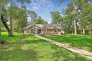 1311 Forest Cove Dr, Kingwood, TX 77339 - Photo 23