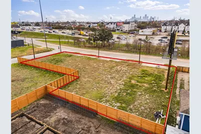 1025 N Loop, Houston, TX 77022 - Photo 7