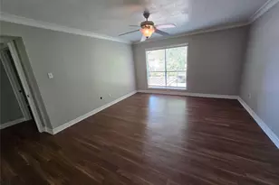 5661 Birchmont Dr, Houston, TX 77091 - Photo 17