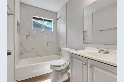 807 Dr Martin Luther King Jr Place N, Conroe, TX 77301 - Photo 15