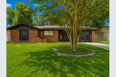 807 Dr Martin Luther King Jr Place N, Conroe, TX 77301 - Photo 1