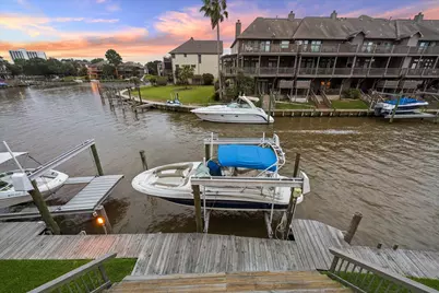 18507 Sandy Cove, Nassau Bay, TX 77058 - Photo 29