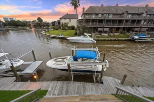 18507 Sandy Cove, Nassau Bay, TX 77058 - Photo 29