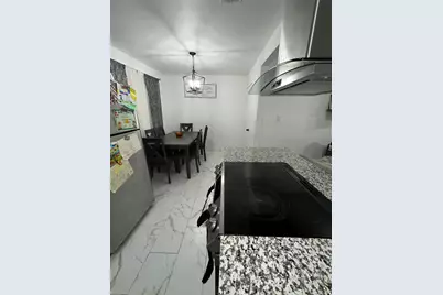 10442 Southport Drive, Houston, TX 77089 - Photo 15