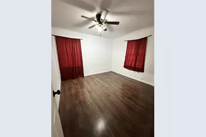 10442 Southport Drive, Houston, TX 77089 - Photo 9