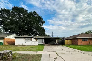 10442 Southport Dr, Houston, TX 77089 - Photo 3