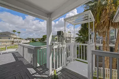 12808 Camino Famoso Road, Galveston, TX 77554 - Photo 35