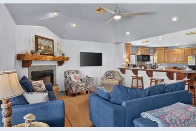 12808 Camino Famoso Road, Galveston, TX 77554 - Photo 9