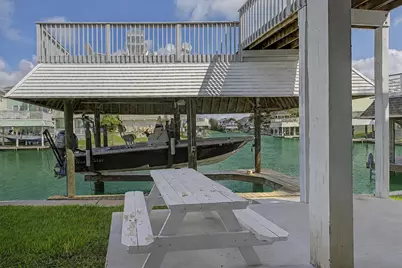 12808 Camino Famoso Road, Galveston, TX 77554 - Photo 37