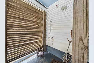 12808 Camino Famoso Road, Galveston, TX 77554 - Photo 45