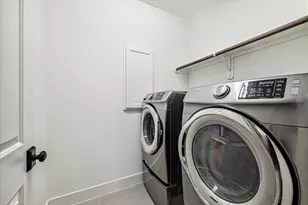 912 Yale St, Houston, TX 77008 - Photo 33