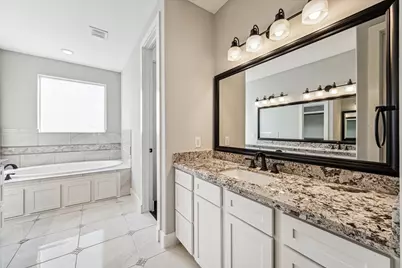 912 Yale Street #D, Houston, TX 77008 - Photo 23