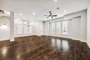 912 Yale St, Houston, TX 77008 - Photo 11