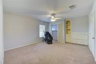 12 Mary's Creek Ln, Friendswood, TX 77546 - Photo 27