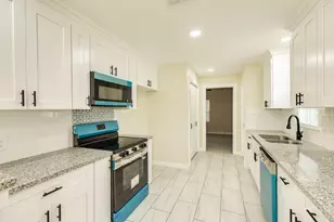 207 Stockman St, Sweeny, TX 77480 - Photo 15