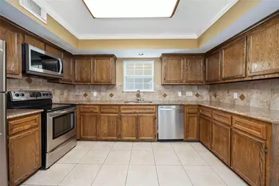 11510 Pagoda Drive, Houston, TX 77477 - Photo 13