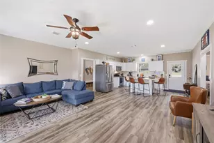 647 Shoreline Dr, Brookeland, TX 75931 - Photo 25