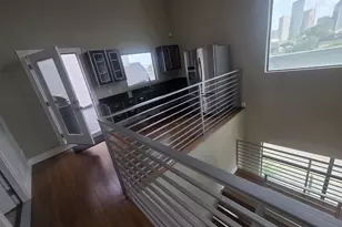 1318 Crockett St, Houston, TX 77007 - Photo 9