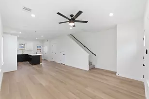 8412 Darien St, Houston, TX 77028 - Photo 11