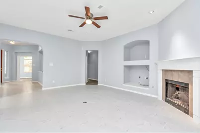 19 Long Springs Place, The Woodlands, TX 77382 - Photo 11