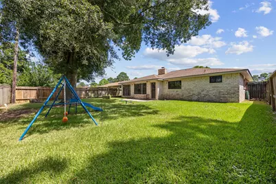 16910 David Glen Drive, Friendswood, TX 77546 - Photo 25