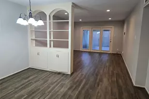 12968 Trail Hollow Dr, Houston, TX 77079 - Photo 3