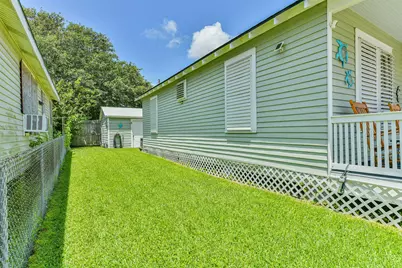 2115 Jack Johnson Boulevard, Galveston, TX 77550 - Photo 19