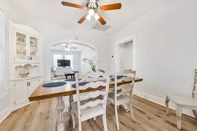 2115 Jack Johnson Boulevard, Galveston, TX 77550 - Photo 9