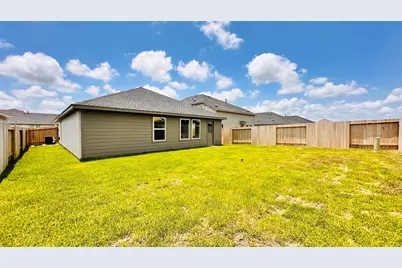 206 Amy Street, Angleton, TX 77515 - Photo 35
