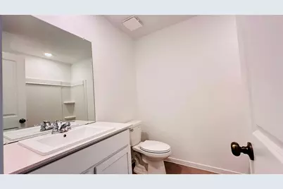 206 Amy Street, Angleton, TX 77515 - Photo 5
