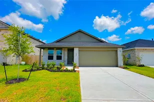 206 Amy St, Angleton, TX 77515 - Photo 1