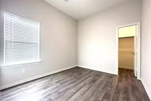 306 Helen St, Cleveland, TX 77328 - Photo 9