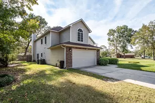 16148 Broadwater Dr, Crosby, TX 77532 - Photo 3