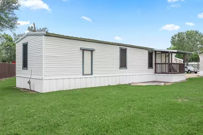 2222 N Austin Avenue #18, Pearland, TX 77581 - Photo 3
