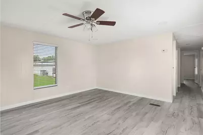 2222 N Austin Avenue #18, Pearland, TX 77581 - Photo 11