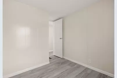 2222 N Austin Avenue #18, Pearland, TX 77581 - Photo 13