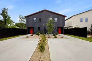 7818 Hanfro Ln, Houston, TX 77088 - Photo 1