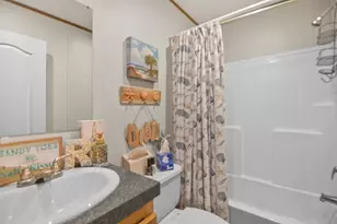 106 N 3rd St, Highlands, TX 77562 - Photo 15