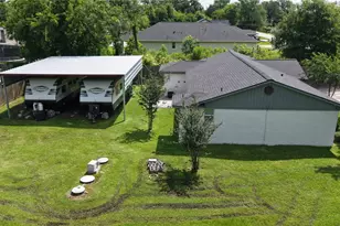 16739 Forest Trail Dr, Channelview, TX 77530 - Photo 3