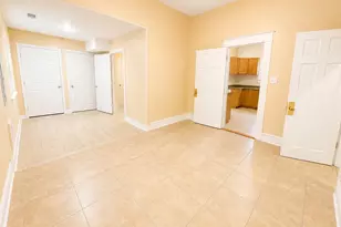3307 Avenue R, Galveston, TX 77551 - Photo 9